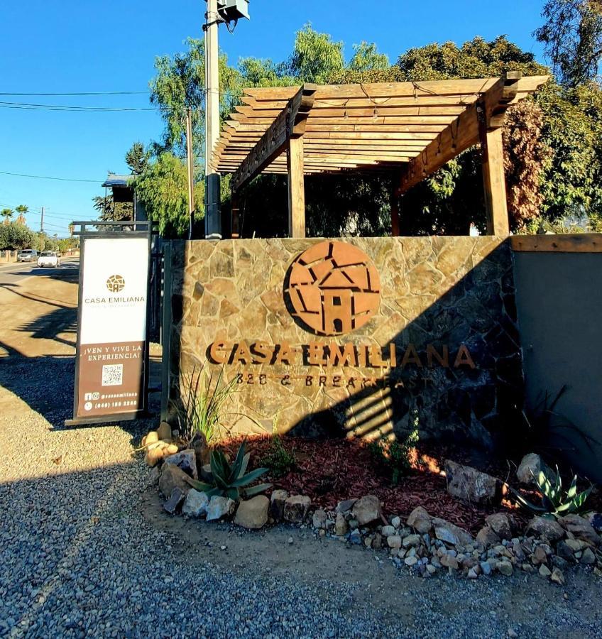Casa Emiliana Bed and Breakfast Valle de Guadalupe Exteriör bild